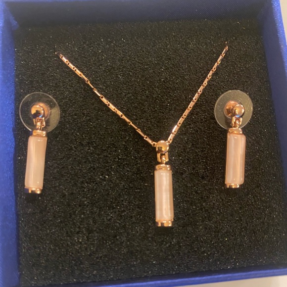 Swarovski set - Picture 4 of 5